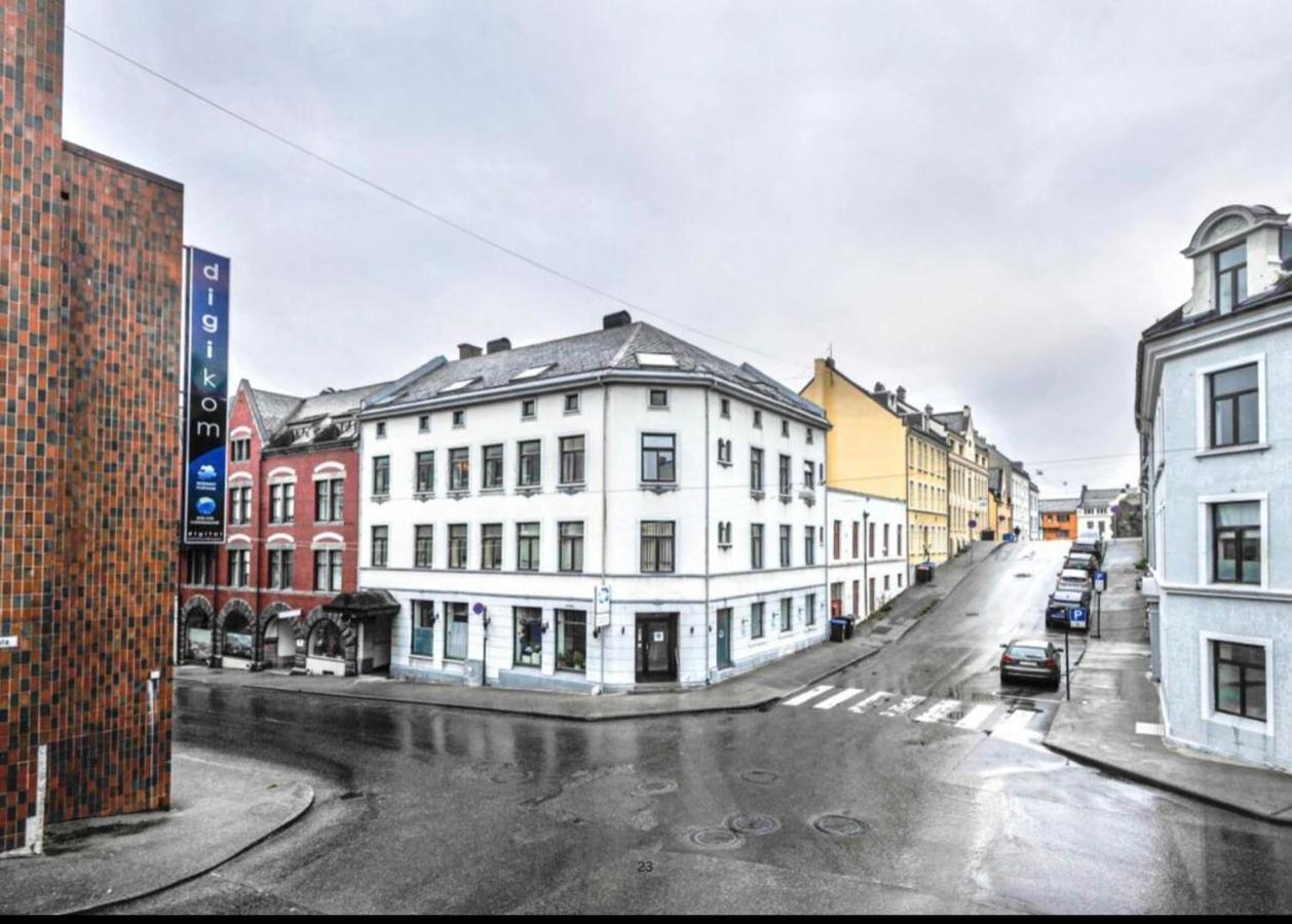 Apartment In Alesund City Center Exterior photo